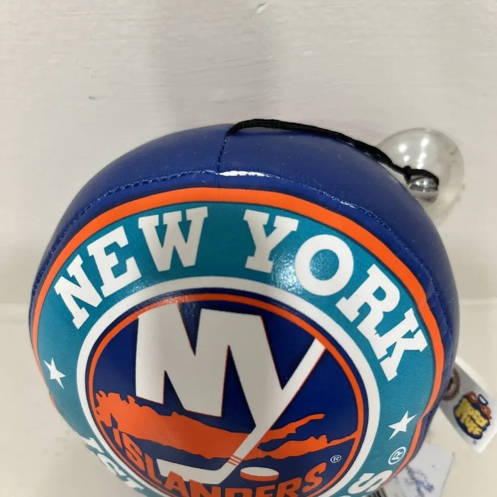 VINTAGE 1991 New York Islanders Plush Hockey Puck Suction Window Car Hanger NHL